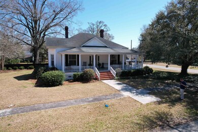 213 S Farr Ave, Andrews, SC 29510 - photo 2