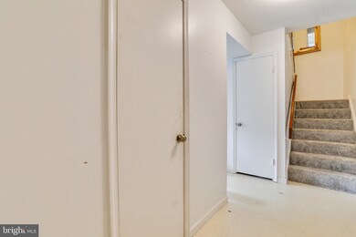 1058 Brinker Dr, Hagerstown, MD 21740 - photo 4