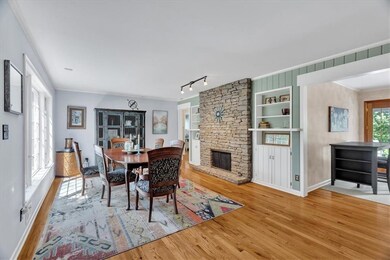 6305 Robinhood Dr, Shawnee, KS 66203 - photo 4