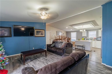 11504 Emeri Ln, Edinburg, TX 78542 - photo 3