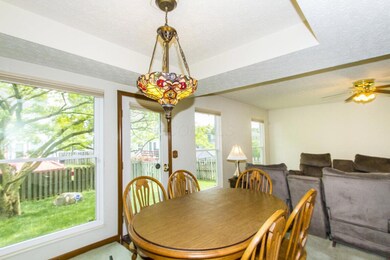 Dining 2