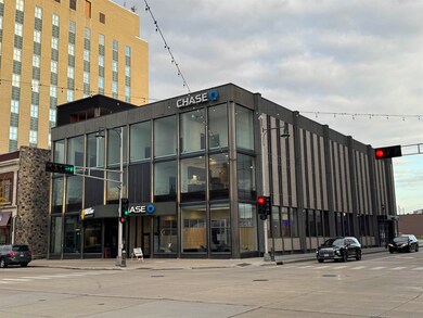 200 W College Ave, Appleton, WI 54911 - photo 4