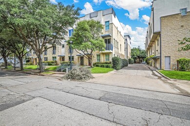 5611 Lewis St, Dallas, TX 75206 - photo 3