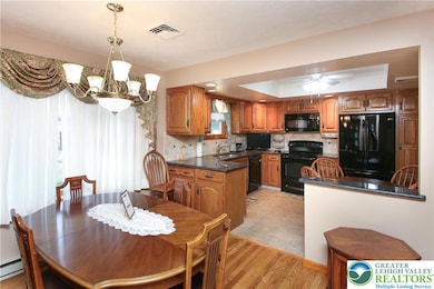 903 Mckinley St, Hazleton, PA 18202 - photo 6