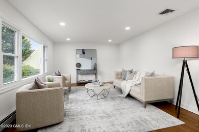 34 1/2 Orchard St, Cos Cob, CT 06807 - photo 6