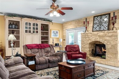 1921 W 18th St, Weslaco, TX 78596 - photo 2