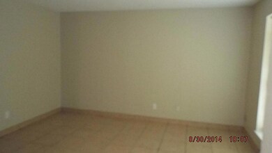 8215 Avert Ct, Houston, TX 77088 - photo 3