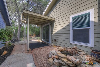 3915 Chimney Springs Dr, San Antonio, TX 78247 - photo 5