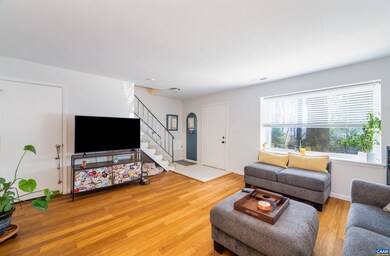 682 Lockesley Terrace, Charlottesville, VA 22903 - photo 4