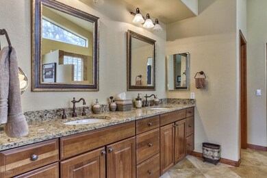 Master_Bathroom