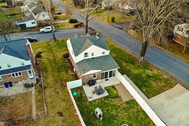 824 Evergreen St, Emmaus, PA 18049 - photo 7