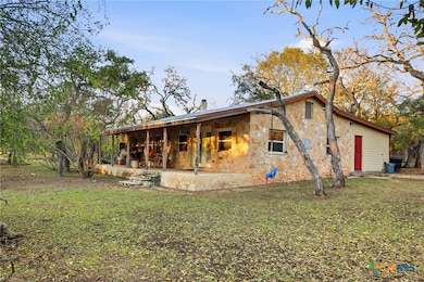 340 Rio Oak Rd, Lakehills, TX 78063 - photo 2