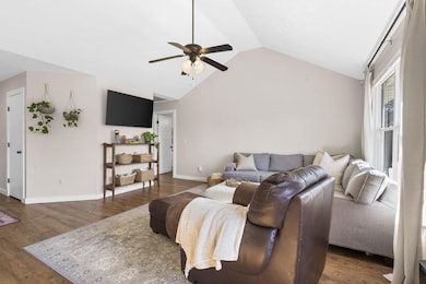 4048 W Tarkio St, Springfield, MO 65802 - photo 5