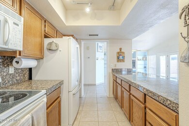 518 W Beverly Ln, Phoenix, AZ 85023 - photo 5