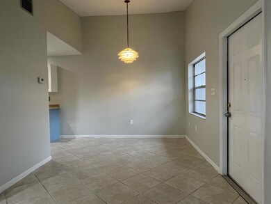 2013 Oleander Blvd unit C, Fort Pierce, FL 34950 - photo 5