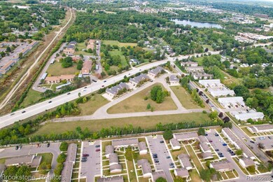 1163 Chestnut St unit 9, Pontiac, MI 48342 - photo 7