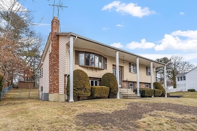 15 Cutting Ln, Burlington, MA 01803 - photo 2