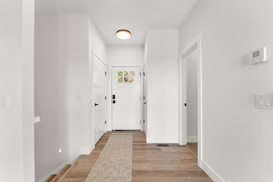 Laundry & Coat Closet