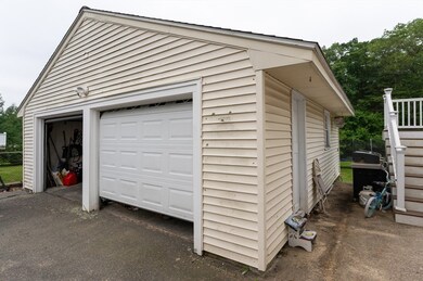 126 Forest Park Rd, Dracut, MA 01826 - photo 2