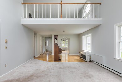 16 Braddish Ct Portland ME-large-007-11-