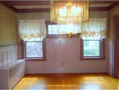 70 Randolph St, Springfield, MA 01108 - photo 4