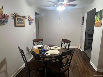 2080 Barnes Ave unit 4C, Bronx, NY 10462 - photo 4