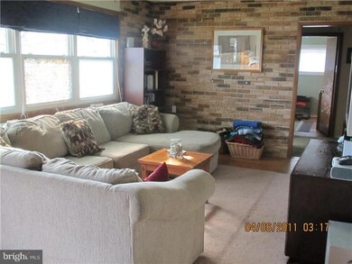 203 Bailey Ave, Maple Shade, NJ 08052 - photo 4