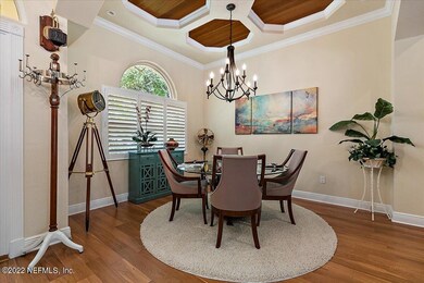 04-Dining Room