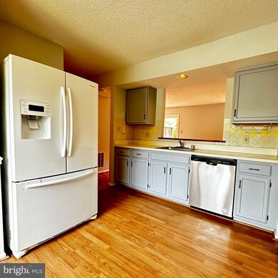 411 Knollwood Ct, Stafford, VA 22554 - photo 3