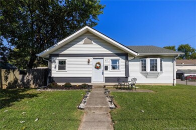 817 E Oak St, New Albany, IN 47150 - photo 2
