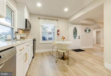 15 Partridge Turn, Willingboro, NJ 08046 - photo 2