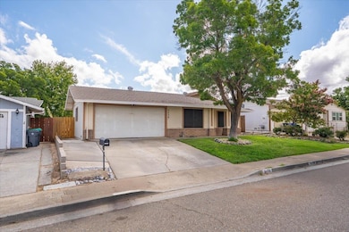 2420 Oriole Dr, Red Bluff, CA 96080 - photo 5