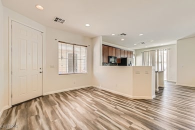 Front living space as you enter