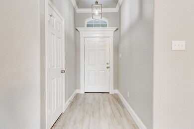 413 Meadow Park Dr, White Settlement, TX 76108 - photo 2