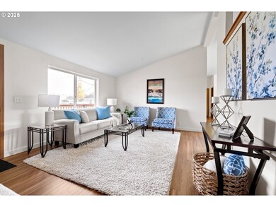 355 W 4th St, Halsey, OR 97348 - photo 5