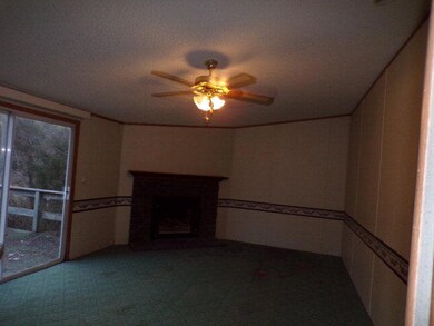 174 Mulberry Ln, Tunnel Hill, GA 30755 - photo 5