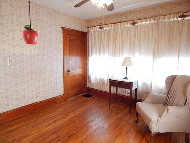 99 Stephen St, South Dartmouth, MA 02748 - photo 4