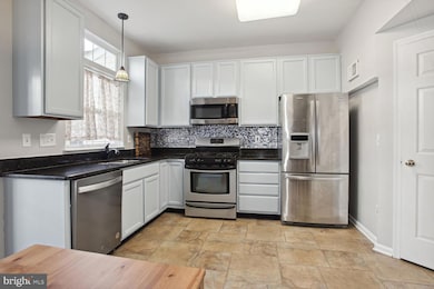 15636 Three Otters Place, Manassas, VA 20112 - photo 7