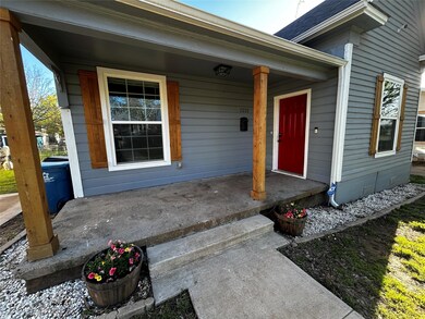 1212 W Walker St, Denison, TX 75020 - photo 2