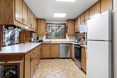 57420 Quartz Mountain Ln, Sunriver, OR 97707 - photo 7