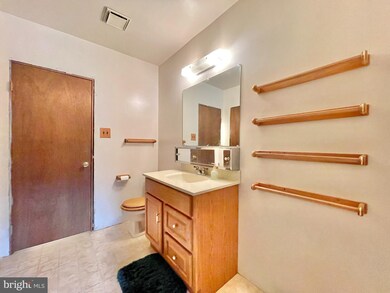 2316 Susan Ct, Atco, NJ 08004 - photo 4