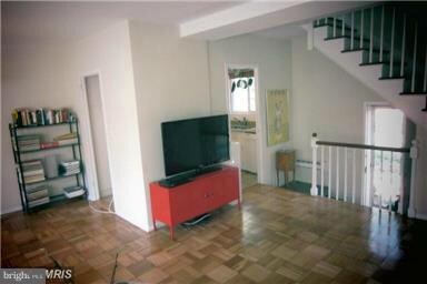 1554 Mount Eagle Place unit 1554, Alexandria, VA 22302 - photo 4