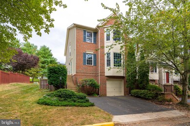 21562 Bankbarn Terrace, Broadlands, VA 20148 - photo 2