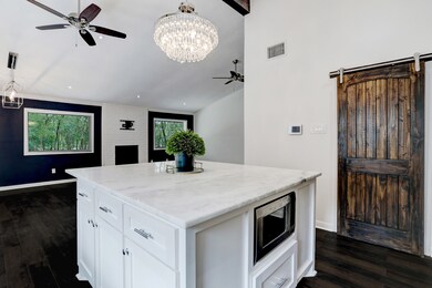 4402 Saffron Ln, Friendswood, TX 77546 - photo 6