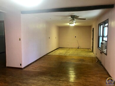 3040 NW 65th St, Topeka, KS 66618 - photo 6