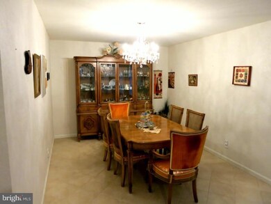 428 Tanforan Dr, Cherry Hill, NJ 08002 - photo 5