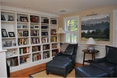 84 Wilson St, South Dartmouth, MA 02748 - photo 3