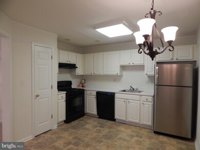 9203 Leigh Choice Ct, Owings Mills, MD 21117 - photo 3