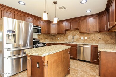 019-photo-kitchen-12765661
