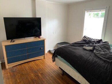 154 W Bow St, Franklin, NH 03235 - photo 5